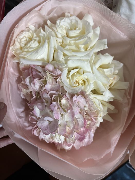 Цветы сатылады гортензия бар ішінде әдемі гул