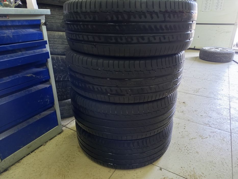 Продам шины комплект