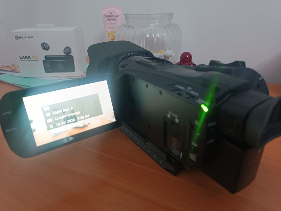 Продается петличка,стабилизатор, камера canon