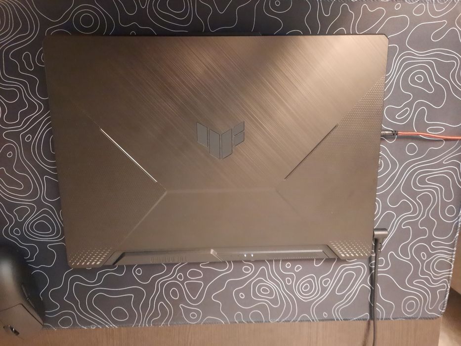 Игровой ноутбук Асус