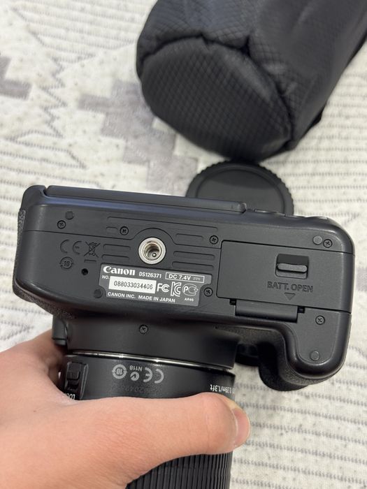 Canon 650D с 2 обьективами