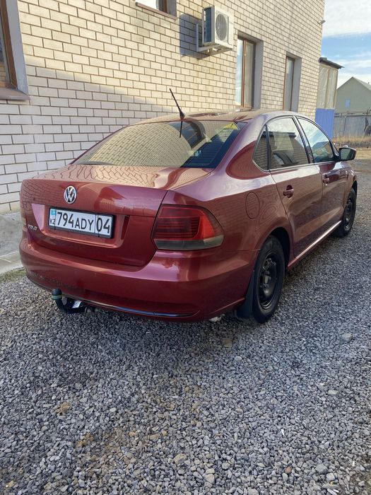 Volkswagen Polo sedan