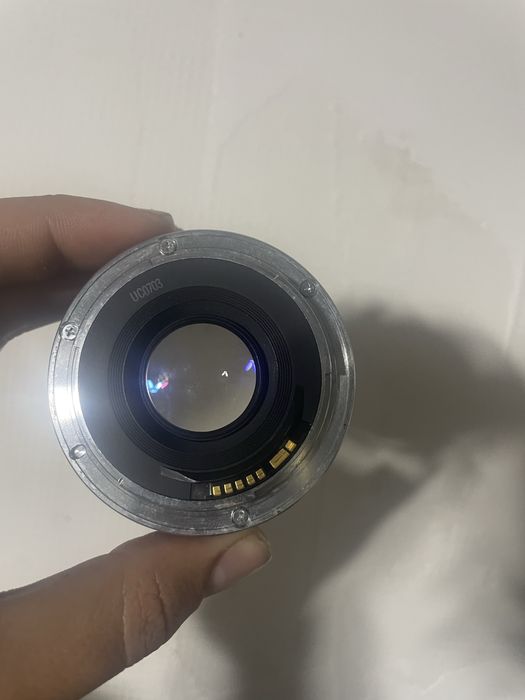 Canon EF 50mm f/1.8 Mark I (Versiunea I cu montură metalică)