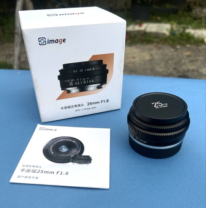 Obiectiv APS C 25mm f1.8 pentru  Canon M montura