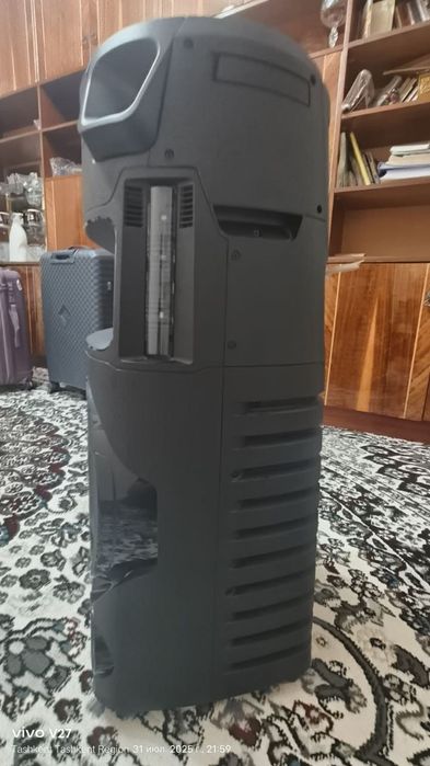 Отлично колонка блутс всё есть