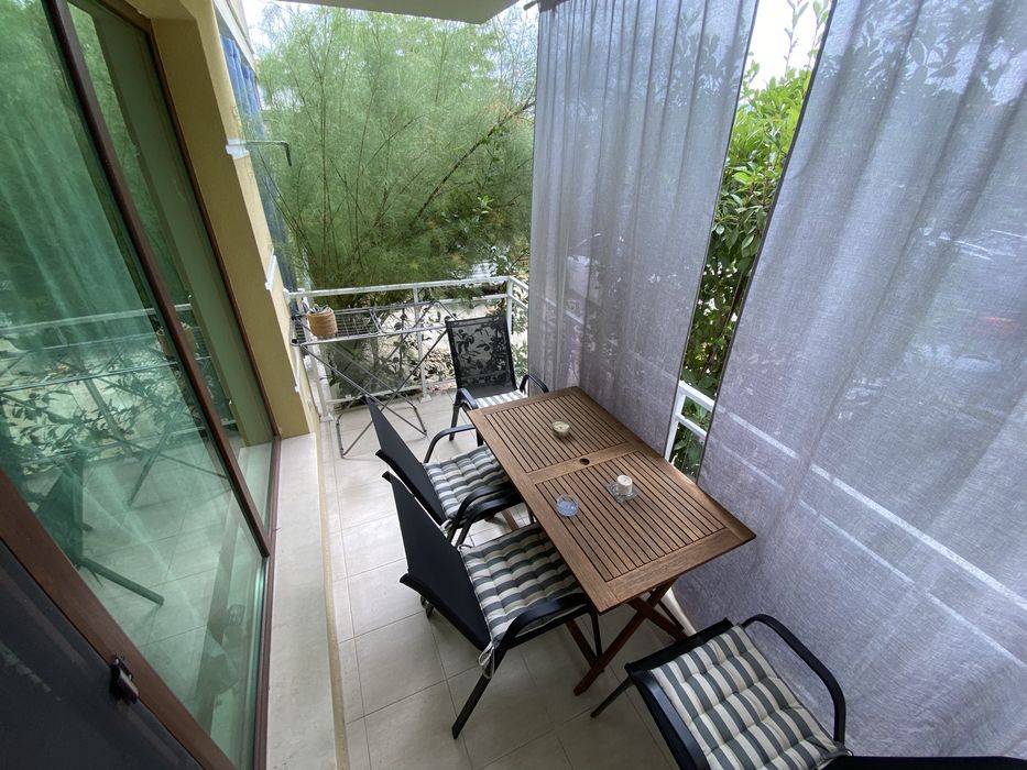 ДВУстаен апартамент само на 250 м от морето