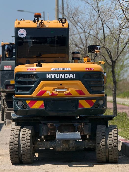 Hyundai HW65A 2024 yil