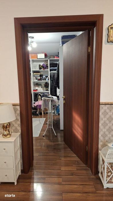Apartament Tip Vilă | 4 Camere  | 182 mp | Curte Privată 200 mp
