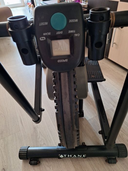 Продавам велоергонометър