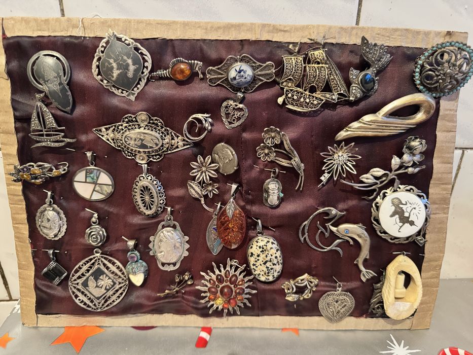 Bijuterii argint vechi