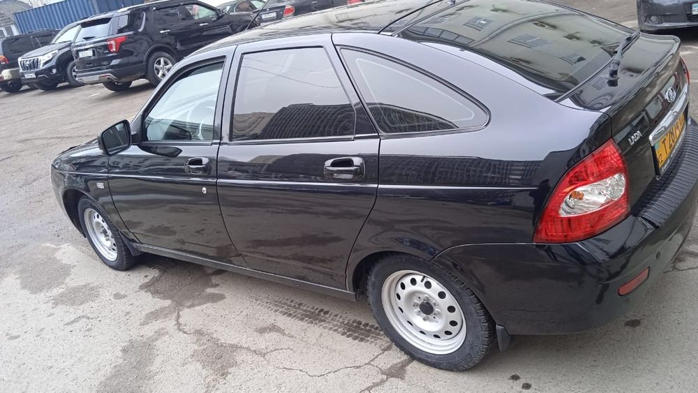 Лада приора 2172