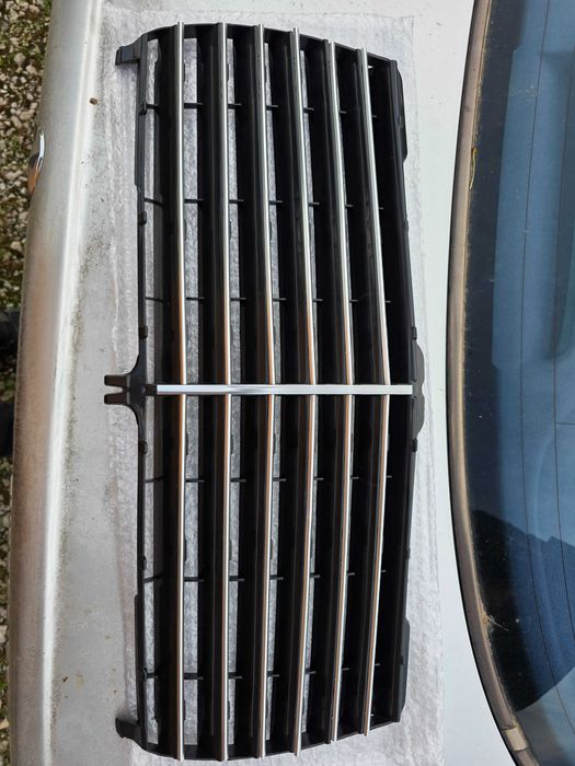 W124 до 1991г. маска "Авангард"