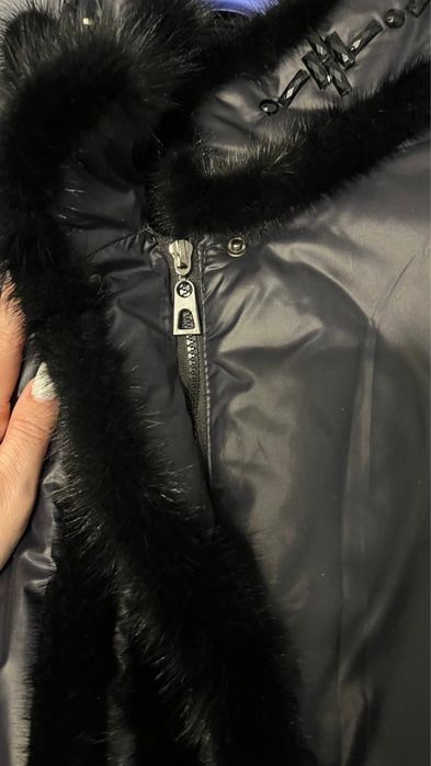 Продам куртку, зима .