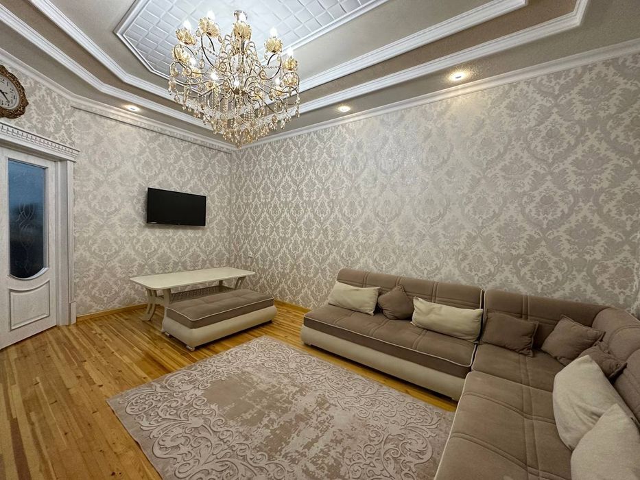 3 хонали уй ,голден хаус Новза