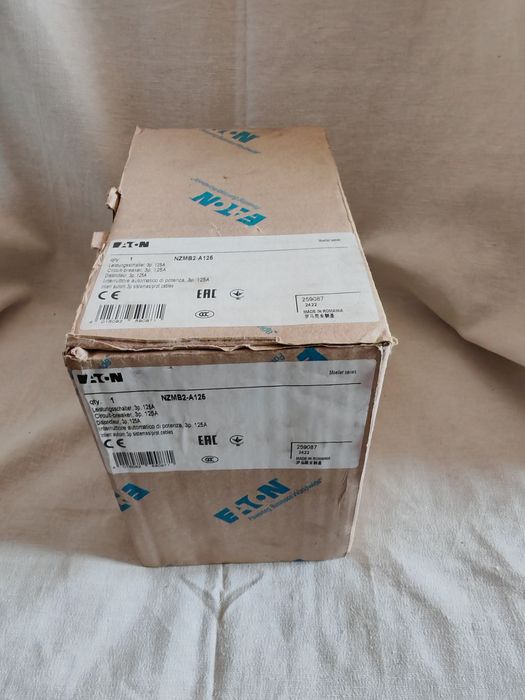 Intrerupator automat industrial Eaton Moeller NZMB2-A125 3P 125A+bobina minima tensiune nou, sigilat
