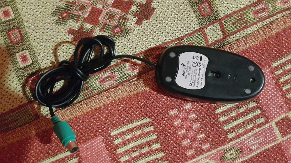 Компьютерная мышь - проводная