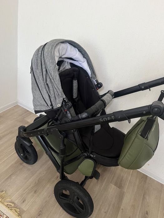 Продам детскую коляску