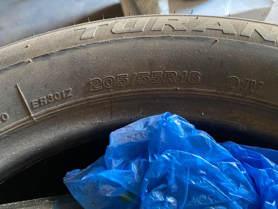 Шина продаю всесезонка