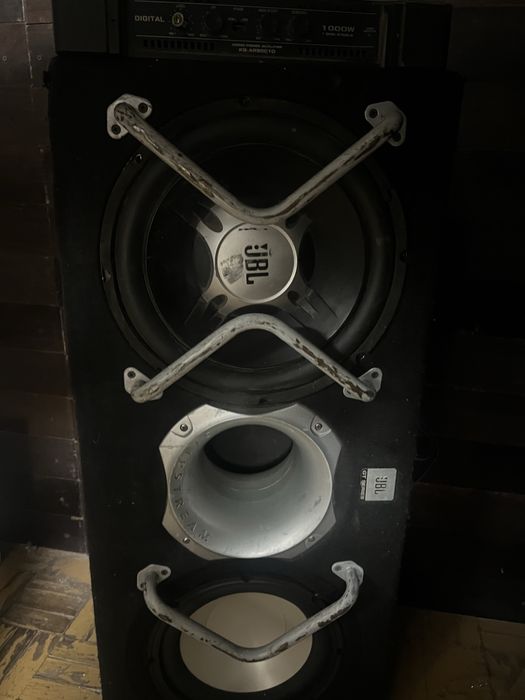 Продам сабвуфер