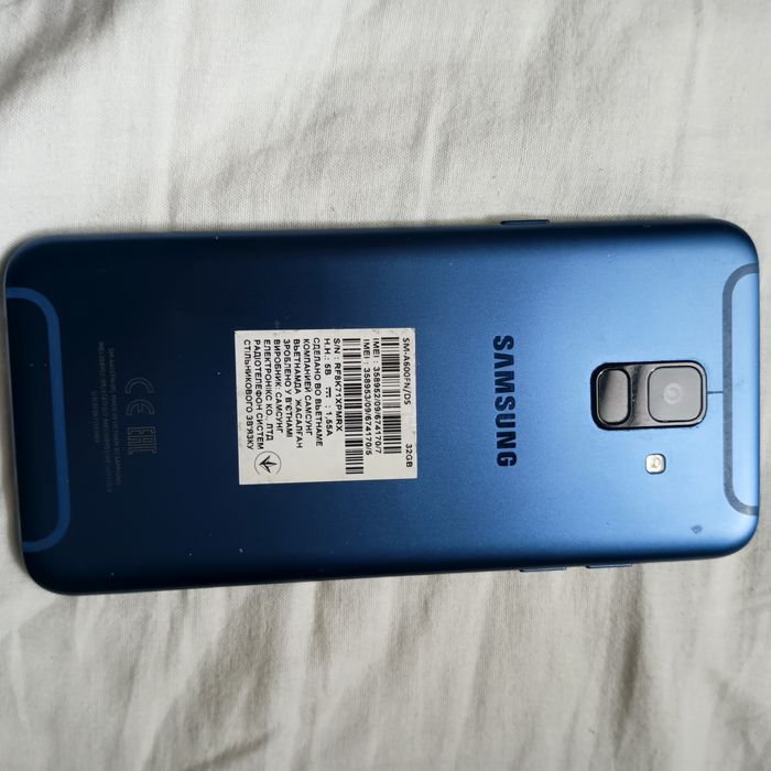 Телефон Самсунг 32ГБ