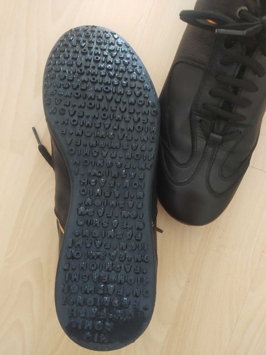 Спортни обувки от естествена кожа 41 номер