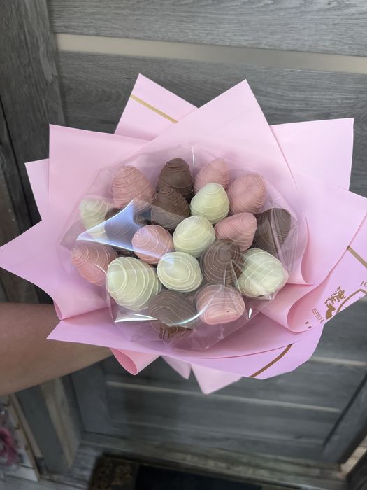 Букет из клубники в шоколаде