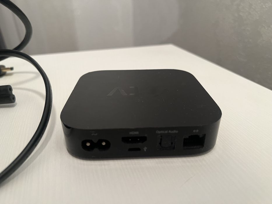 Apple TV HD  медиаплеер