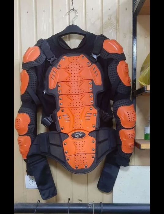 Продам черепаху Fox Titan Sport размер L