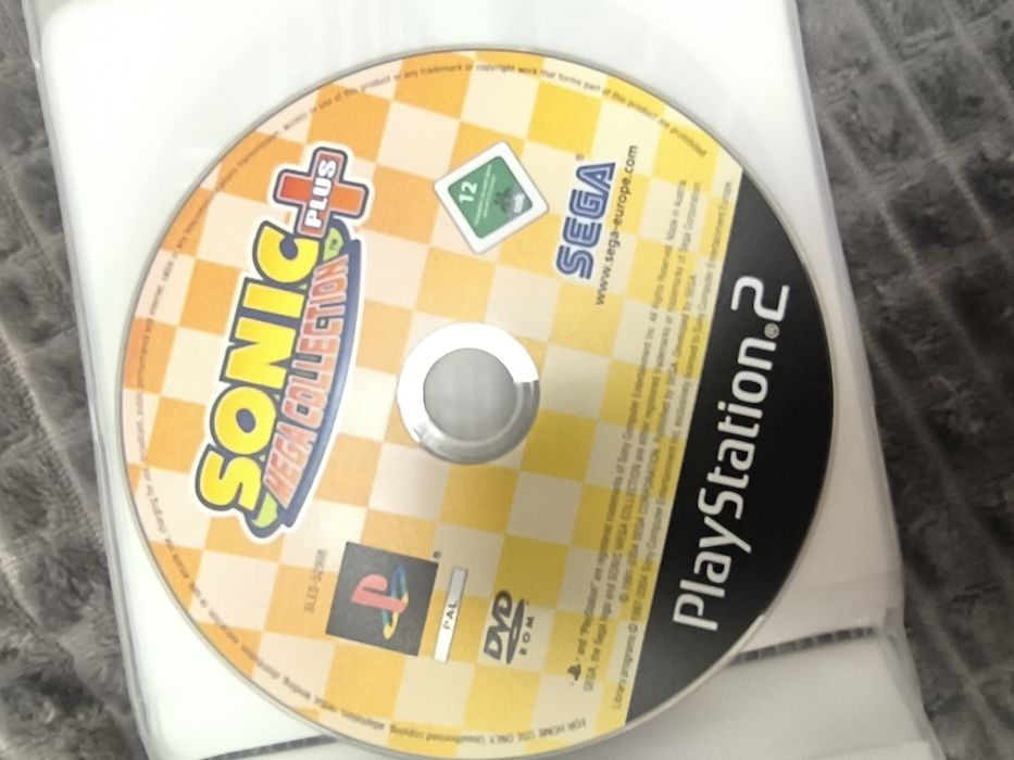 6 CD pt Play Station 2