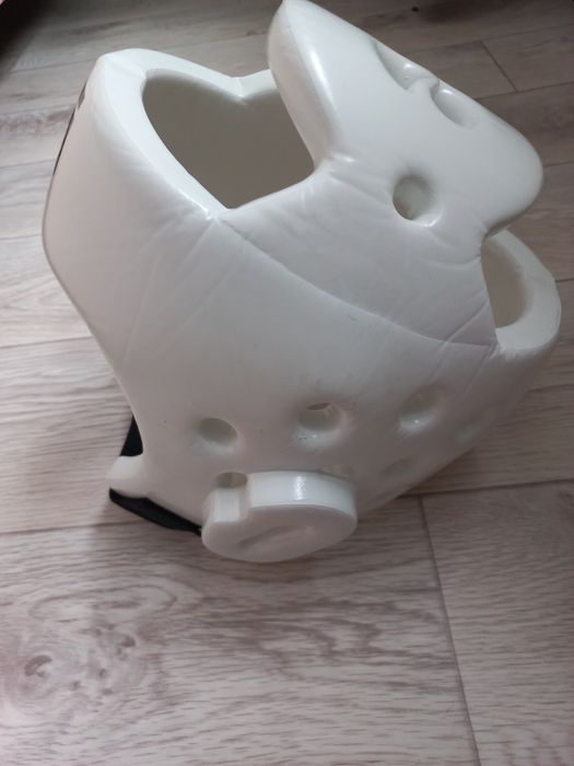 Продам шлем для таеквандо