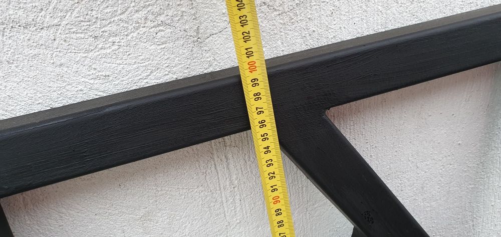 Balustrada metal.  Vopsit negru mat.