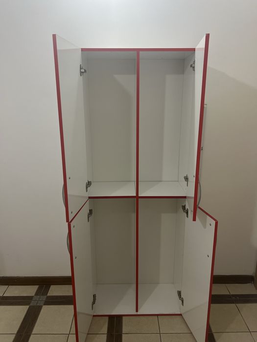 Шкаф 4-дверный, офис/салон, б/у