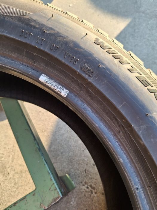 4 Anvelopele de iarnă 245 50 r19 Pirelli