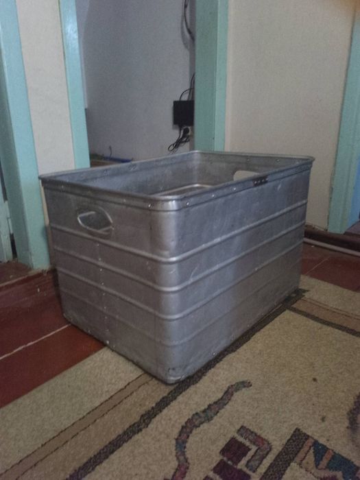 Алюминиевый яшик