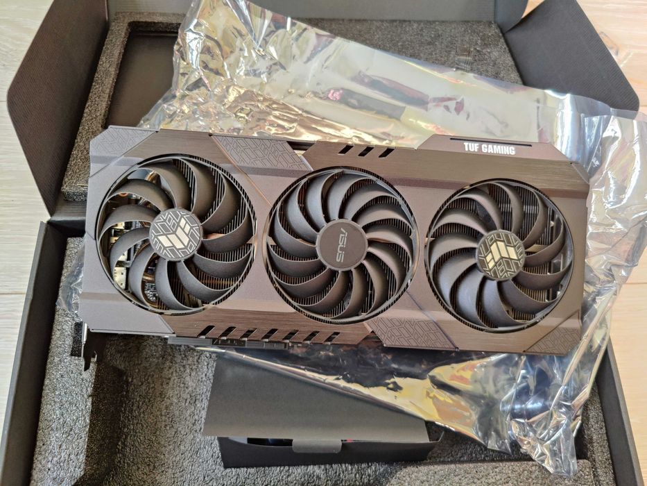 Видеокарта ASUS TUF RX6800XT OC Edition гр. Попово • OLX.bg