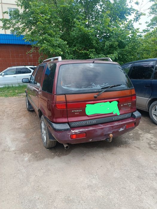 Mitsubishi Space Wagon