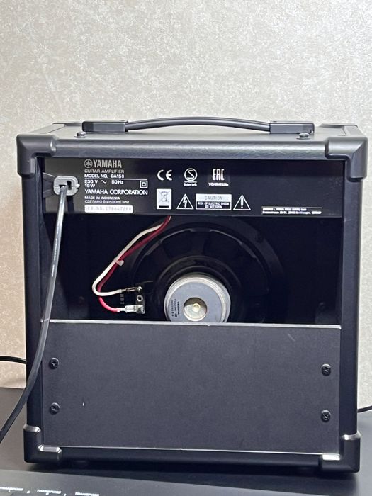Гитарный комбоусилитель Yamaha GA15II