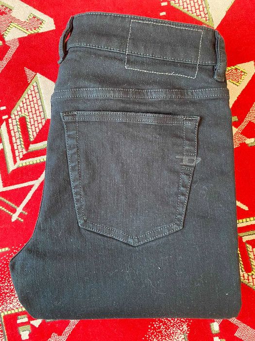Фирмен. джинсы от "Diesel" original W31 на 44-46 р.