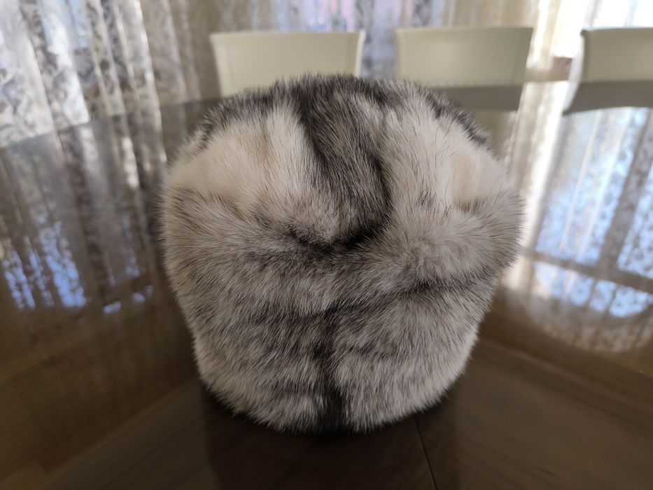 Норковая шапка PRADA 100% оригинал