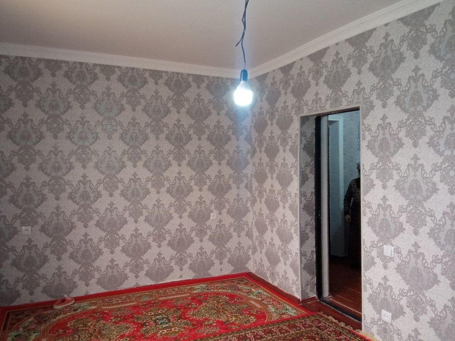 Товоксойда 8 сотикли ховли уй сотилади.