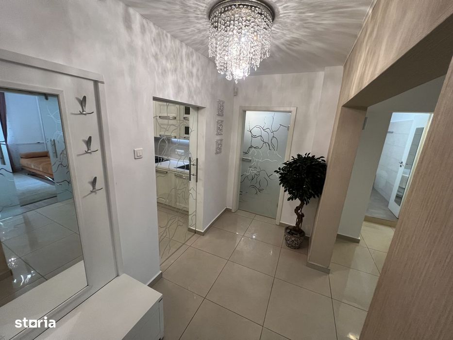 Apartament Lux 4 camere metrou loc parcare