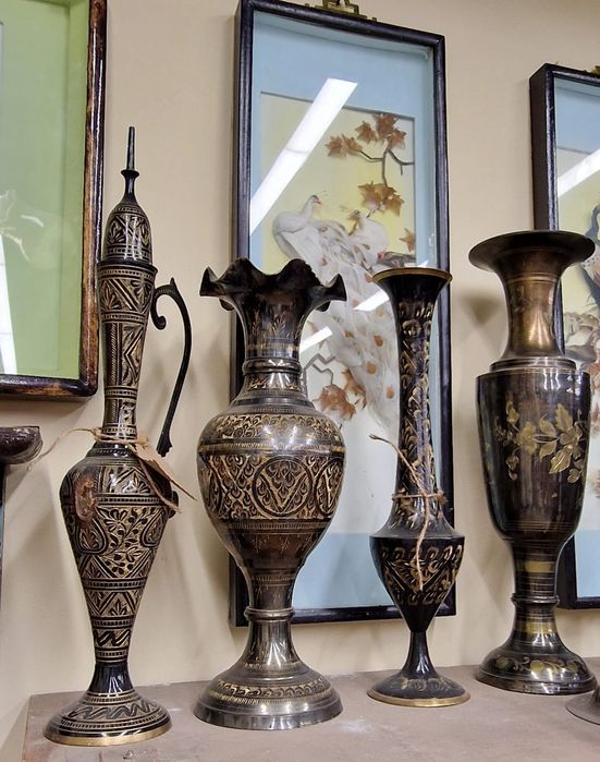 Вазы металлические