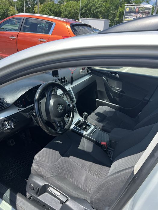 VOLKSWAGEN Passat 2011 — imagine 2