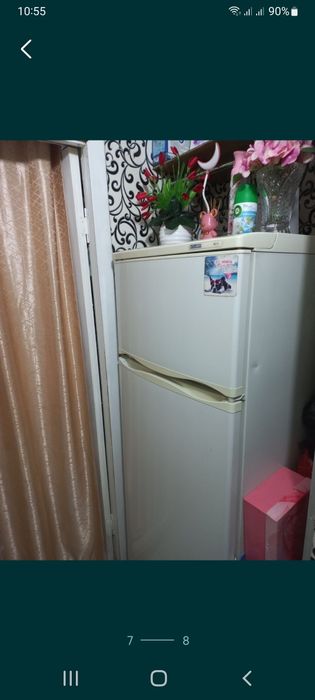 Продаётся 1 ком бывший обшежитья  4 этажный  дом 2 этаж