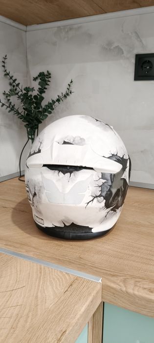 Мото каска Shoei