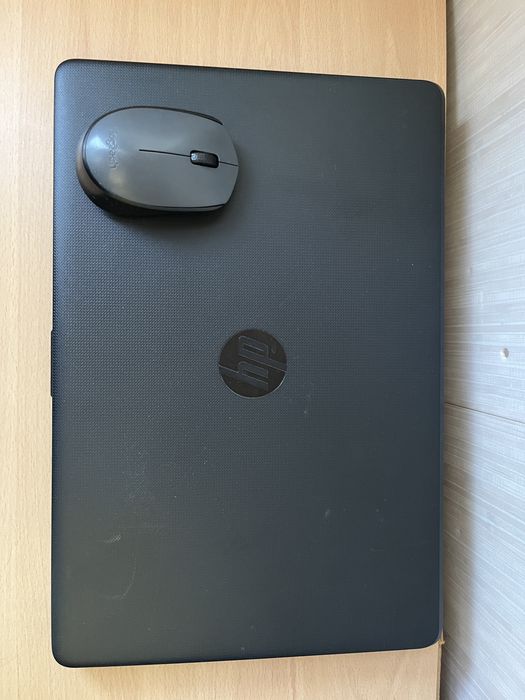 Офисный ноутбук HP