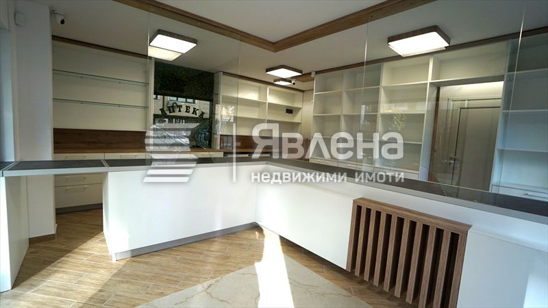 Дава се под наем Магазин в София, Дианабад - 42 кв.м за 570 € - Снимка #2