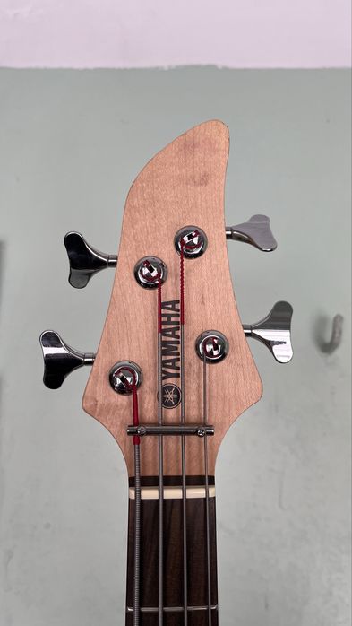 Yamaha бас-гитара rbx170