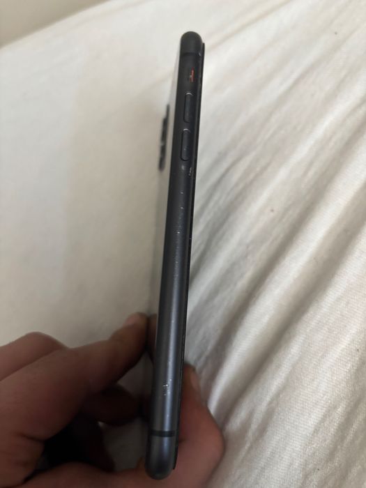 Телефон iphone 11 64 gb