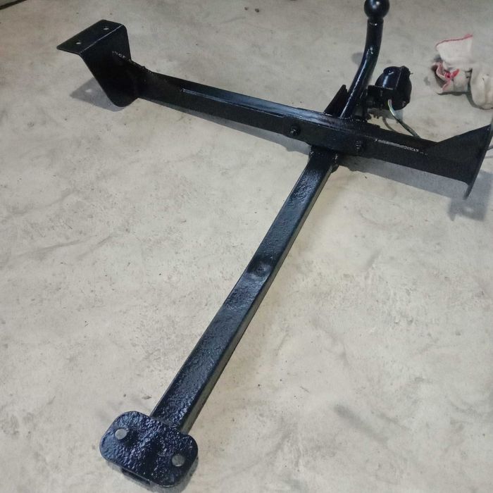 стекло переднее водительское на Лада Приора